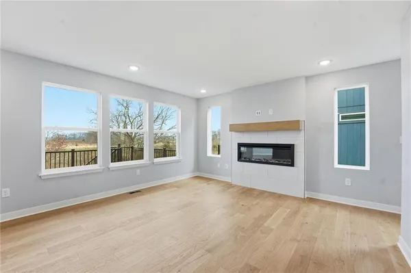 $425,000 | 706 Glenn Circle, Raymore, MO 64083