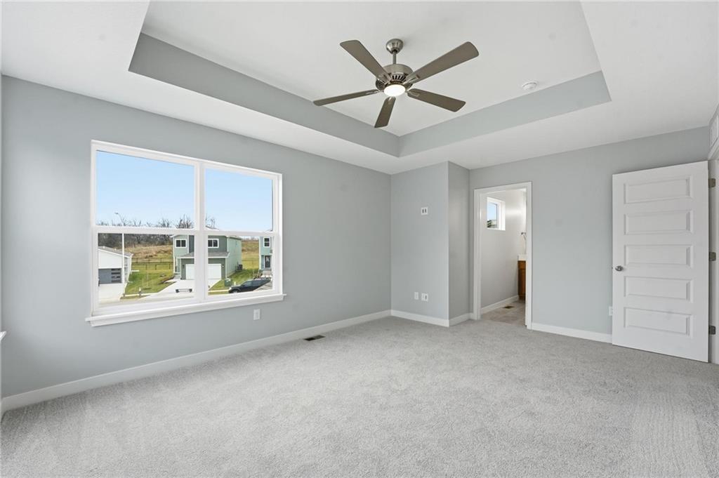 706 Glenn Circle Raymore, MO 64083 - Photo 9 of 73