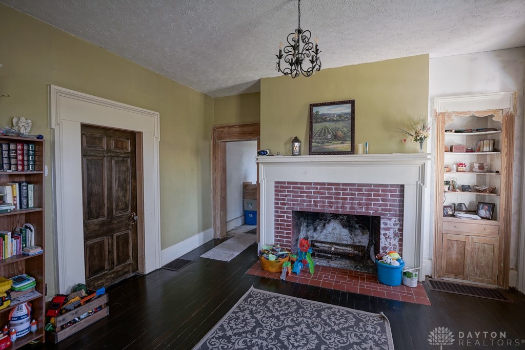 218 Selma Road Springfield, OH 45505 - Photo 8 of 51