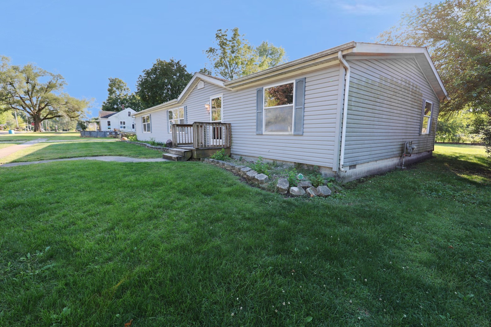 354 North 5th Street Sheldon, IL 60966 - Photo 3 of 25 Gallery Image 3