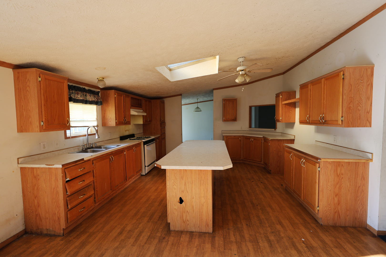 354 North 5th Street Sheldon, IL 60966 - Photo 9 of 25 Gallery Image 9