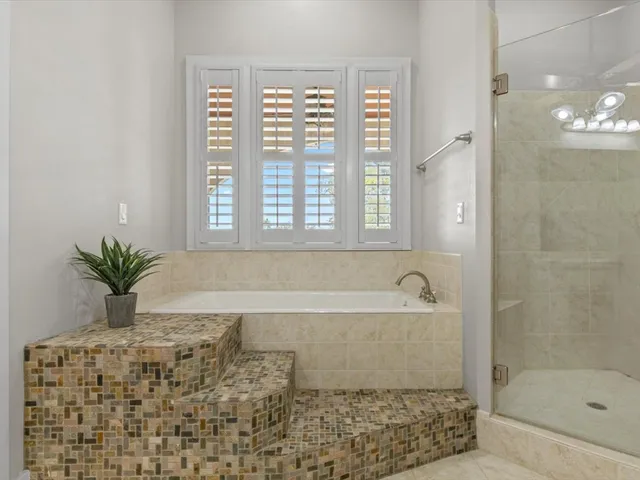 $1,750,000 | 802 Main Street, Bastrop, TX 78602