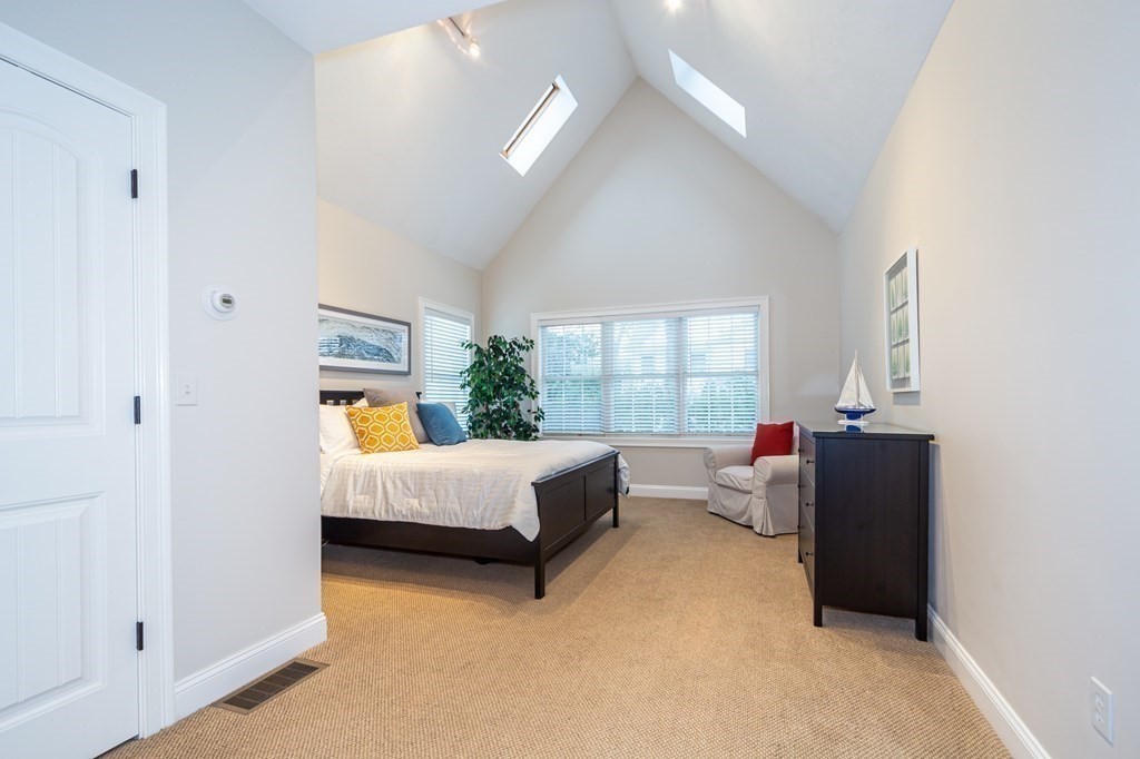 16 Richmond Road Natick, MA 01760 - Photo 14 of 28