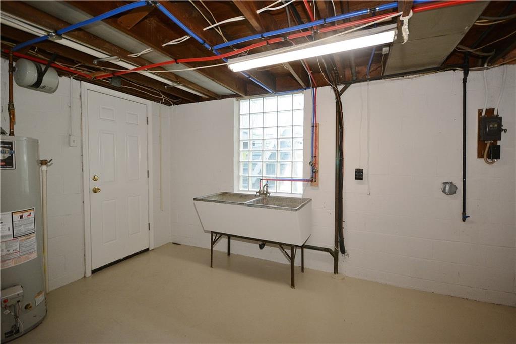 161 Limerick Road Wexford, PA 15090 - Photo 21 of 25 Laundry Room