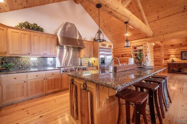 $1,449,900 | 39737 Pinon Court, Fawnskin, CA 92333