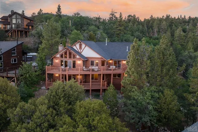 $1,449,900 | 39737 Pinon Court, Fawnskin, CA 92333