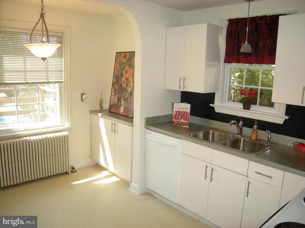 529 Pleasure Road Lancaster, PA 17601 - Photo 13 of 31 Gallery Image 13