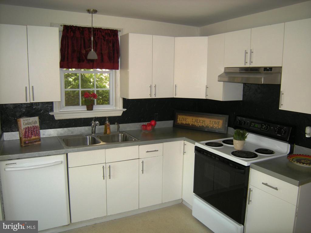 529 Pleasure Road Lancaster, PA 17601 - Photo 14 of 31 Gallery Image 14