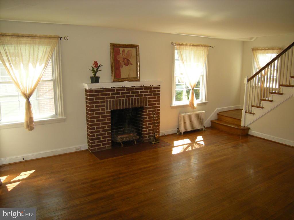 529 Pleasure Road Lancaster, PA 17601 - Photo 3 of 31 Gallery Image 3
