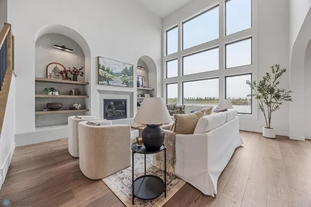 $1,424,900 | 8147 Memory Lane, Horace, ND 58047