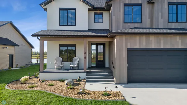 $1,424,900 | 8147 Memory Lane, Horace, ND 58047