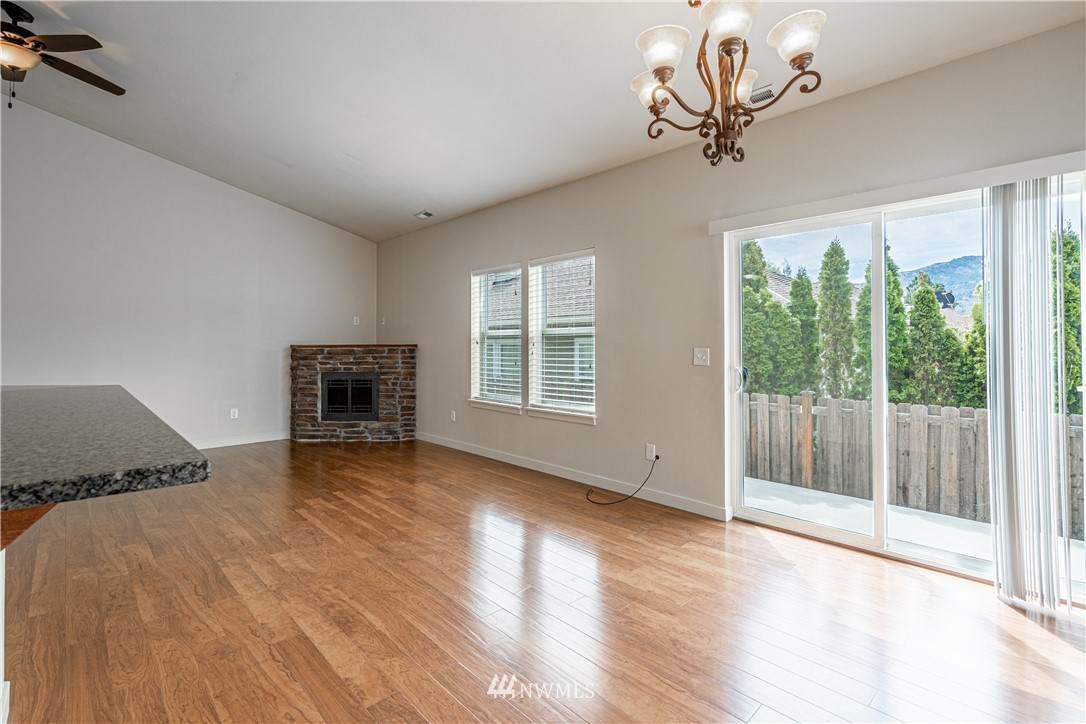 403 Ridgewood Drive Manson, WA 98831 - Photo 7 of 30 Gallery Image 7