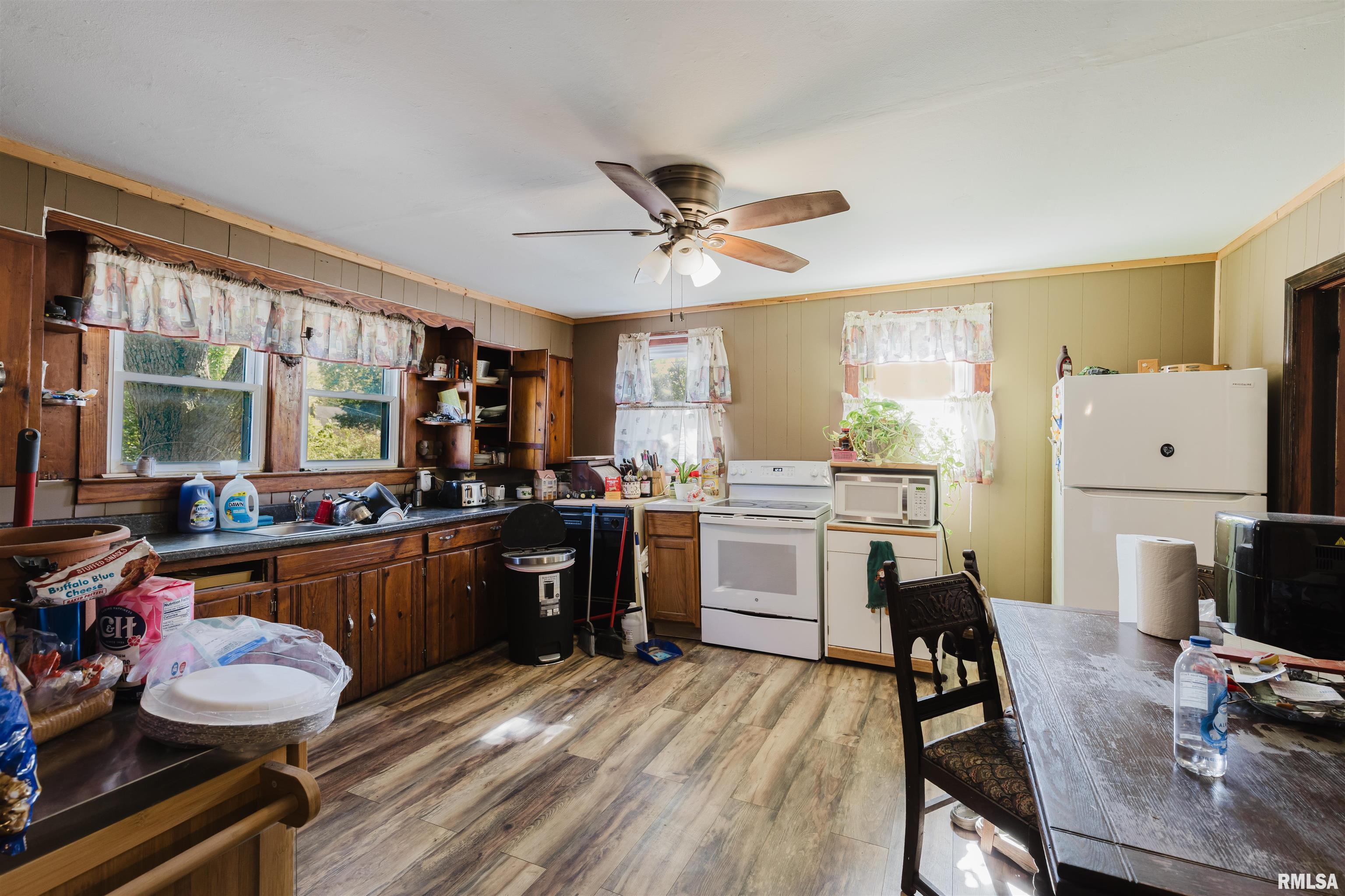 1200 West Adams Street Herrin, IL 62948 - Photo 7 of 31