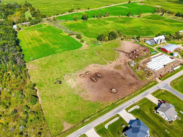 $799,900 | Dollar Rd Green, Green Bay, WI 54311