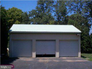 122 Valley View Road Phoenixville, PA 19460 - Photo 3 of 6 Gallery Image 3