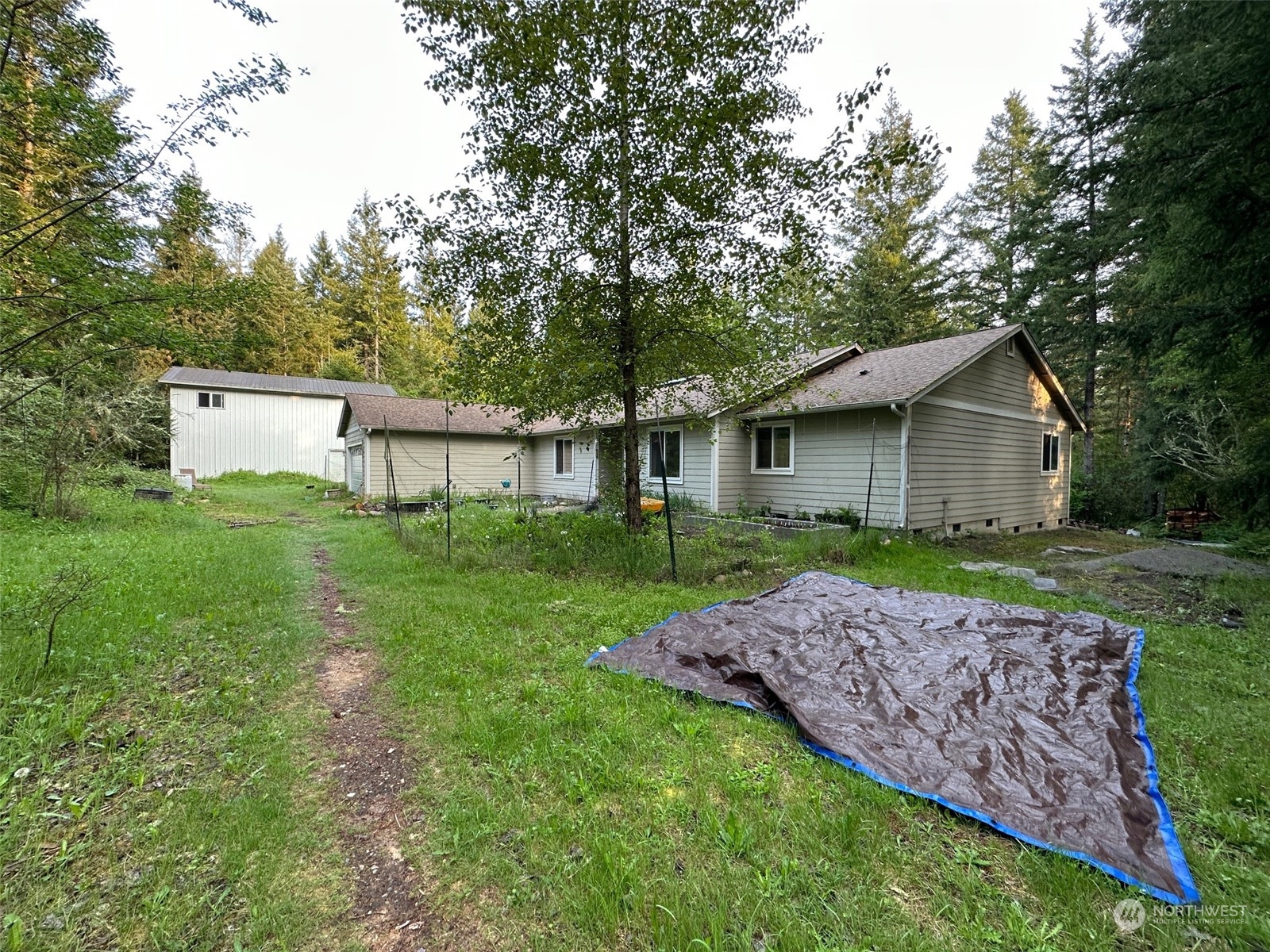 17015 Vail Loop Road Southeast Rainier, WA 98576 - Photo 3 of 13 Gallery Image 3