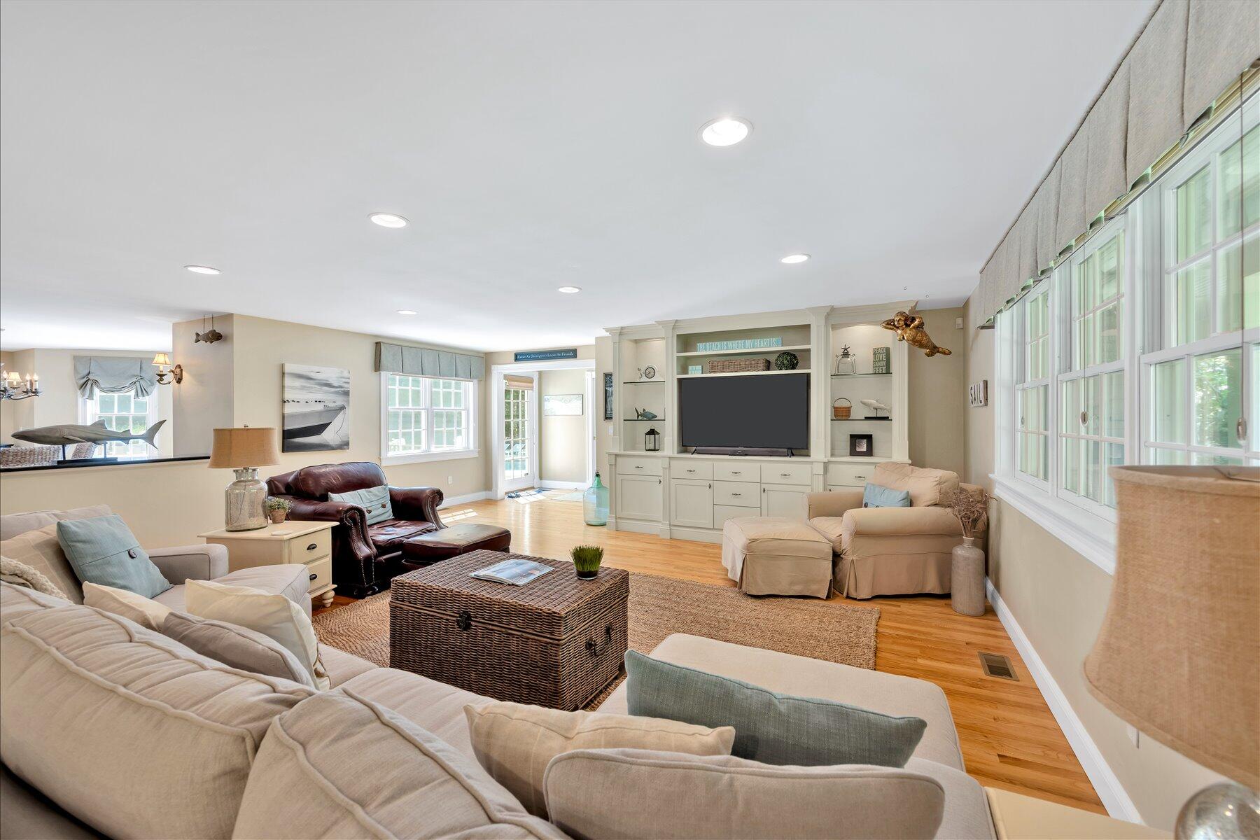 72 Highwood Way Mashpee, MA 02649 - Photo 16 of 39 mls16
