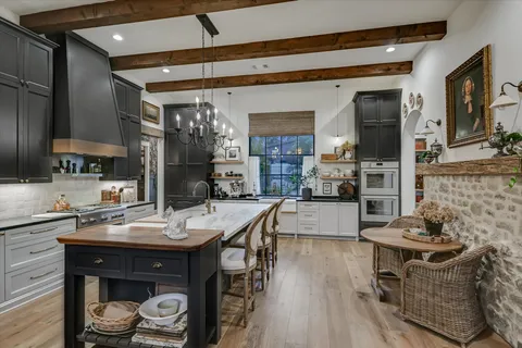 $2,997,000 | Wimberley, Texas 78676