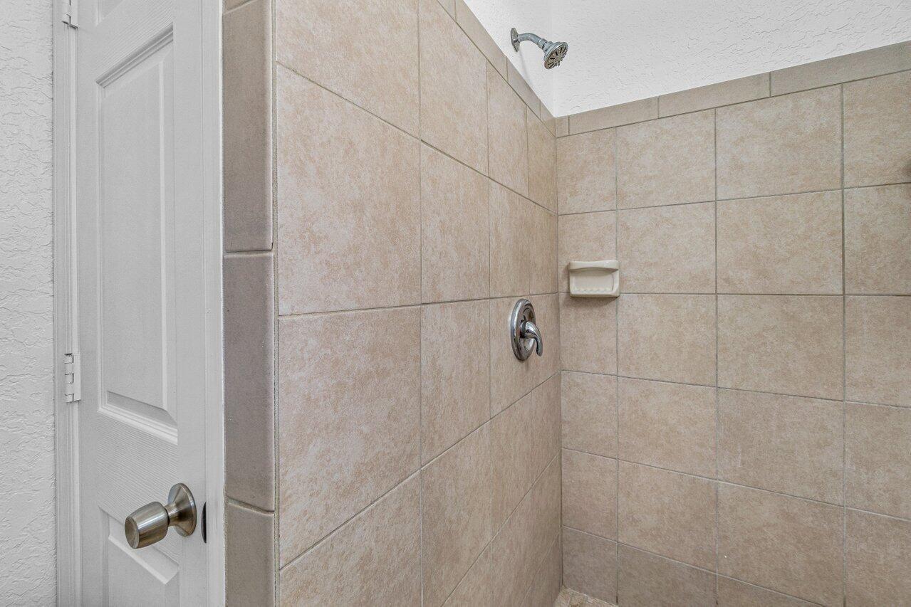 751 Hummingbird Way, Unit 1 North Palm Beach, FL 33408 - Photo 11 of 22 013-751HummingbirdWay-Unit1-NorthPalmBea