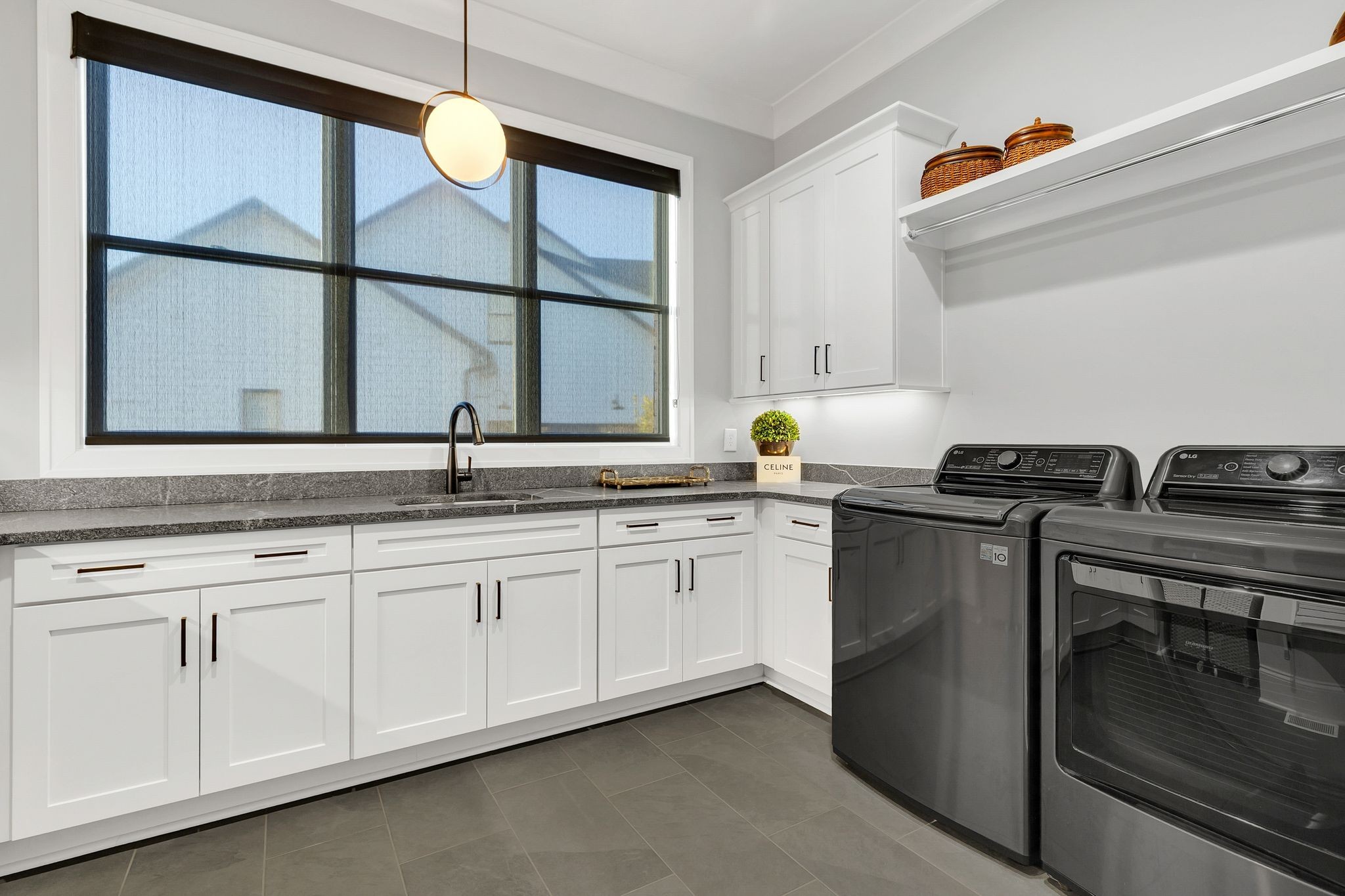 6313 Percheron Lane Arrington, TN 37014 - Photo 41 of 87 a kitchen with stainless steel appliances granite countertop a sink and a cabinets