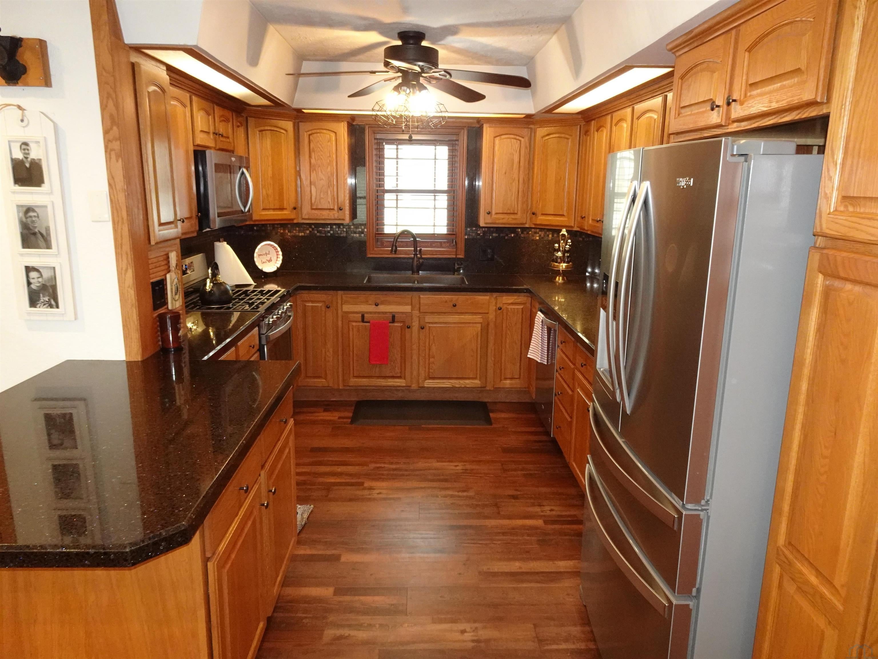 1024 7th Street Sheldon, IA 51201 - Photo 9 of 34 Gallery Image 9