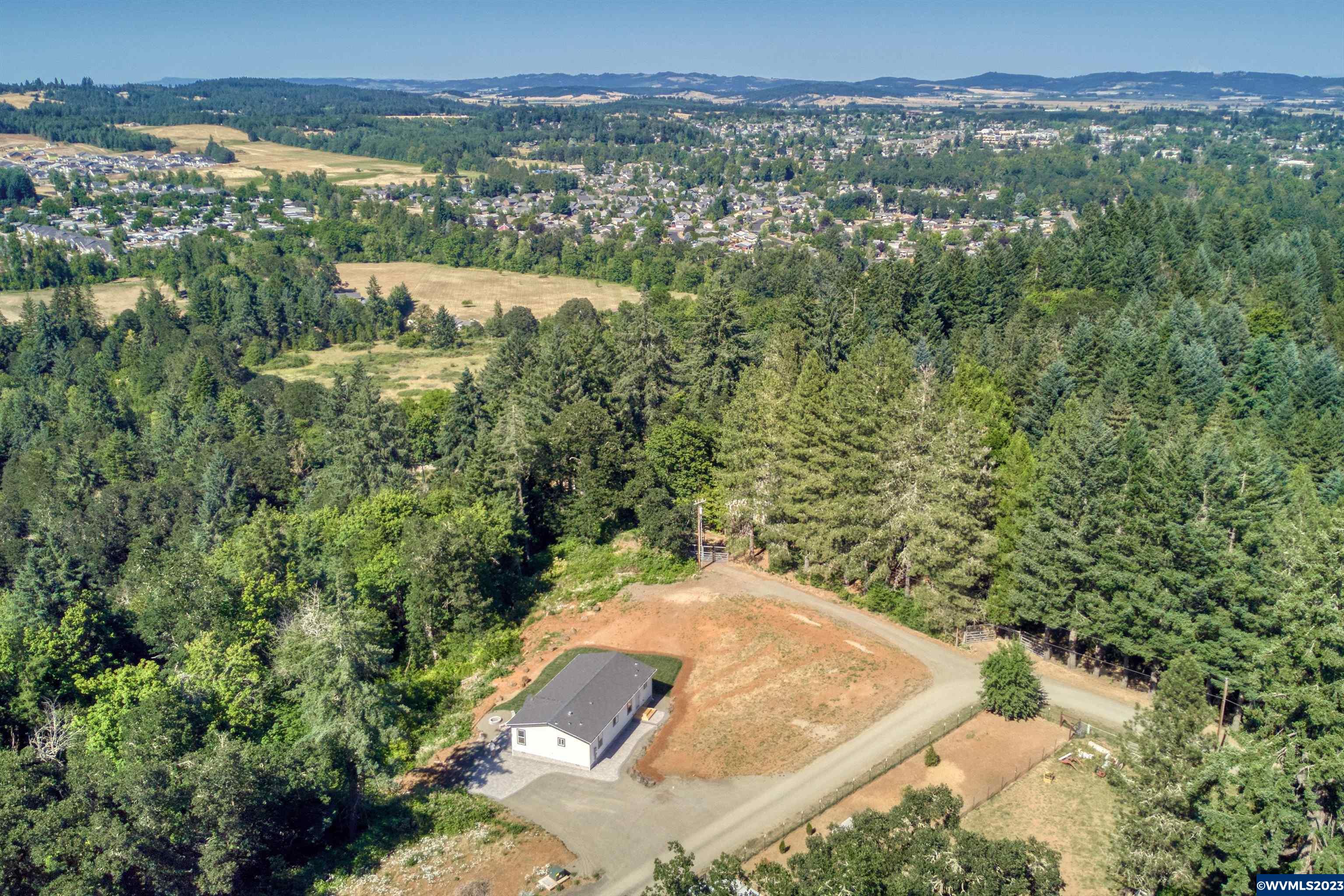 1630 Southwest Clay Street Dallas, OR 97338 - Photo 5 of 36
