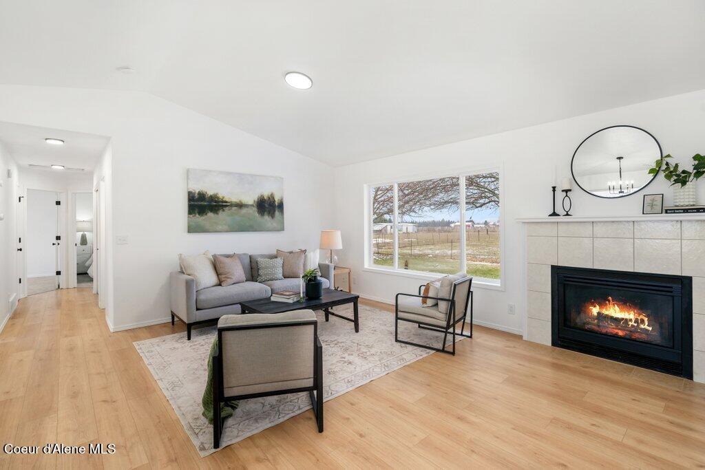 10759 North Idaho Road Post Falls, ID 83854 - Photo 12 of 59 .