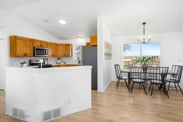 $889,000 | 10759 North Idaho Road, Post Falls, ID 83854