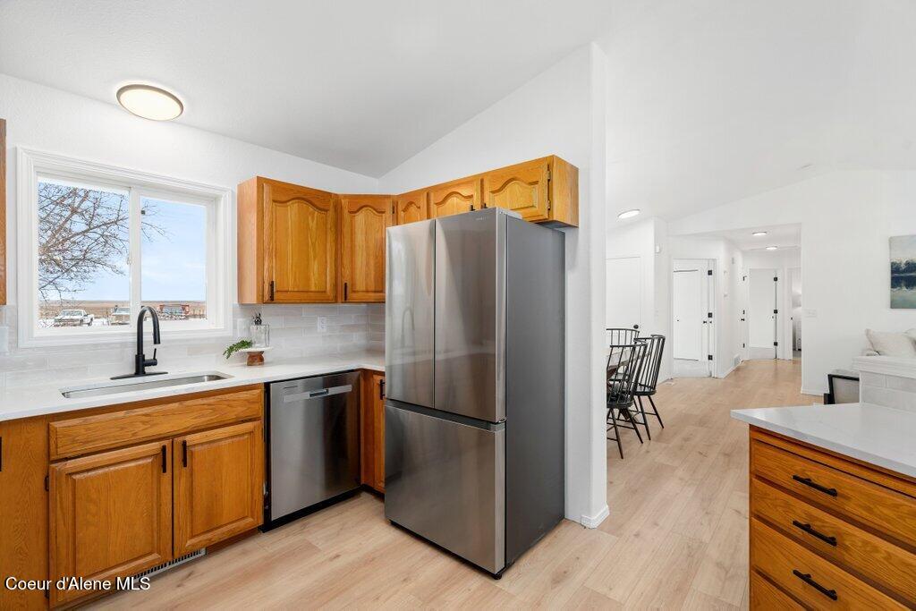 10759 North Idaho Road Post Falls, ID 83854 - Photo 18 of 59 .