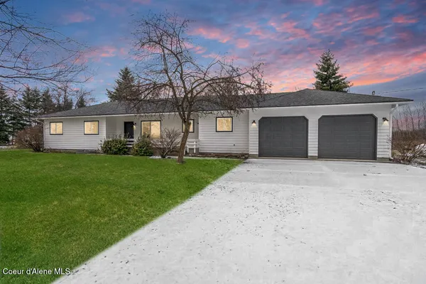 $889,000 | 10759 North Idaho Road, Post Falls, ID 83854