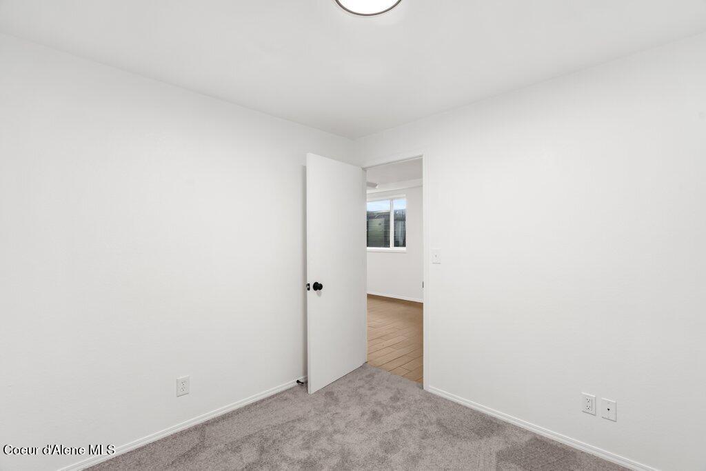 10759 North Idaho Road Post Falls, ID 83854 - Photo 38 of 59 .