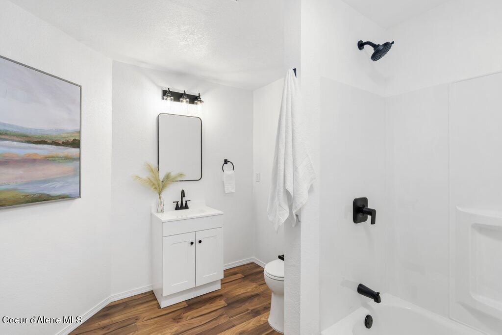 10759 North Idaho Road Post Falls, ID 83854 - Photo 39 of 59 .