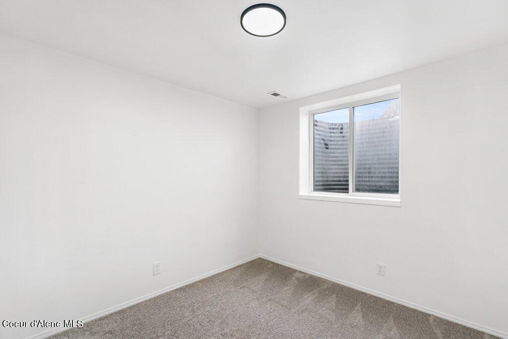 10759 North Idaho Road Post Falls, ID 83854 - Photo 42 of 59 .