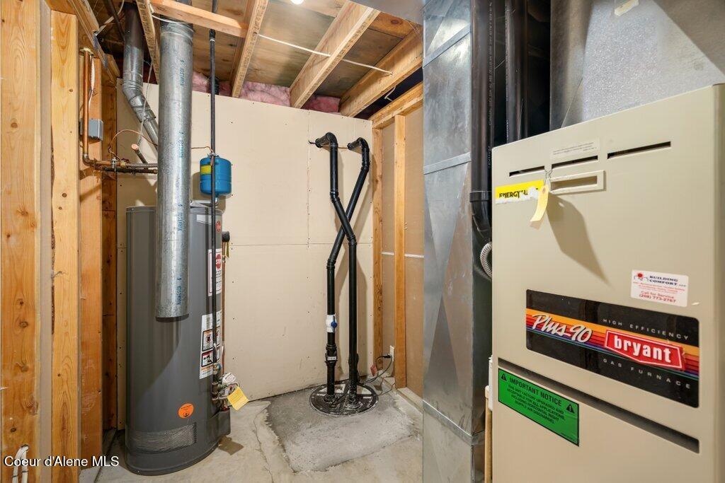 10759 North Idaho Road Post Falls, ID 83854 - Photo 45 of 59 .