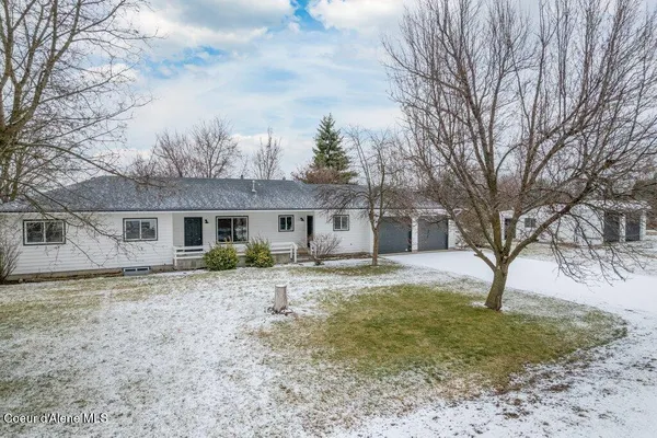 $889,000 | 10759 North Idaho Road, Post Falls, ID 83854