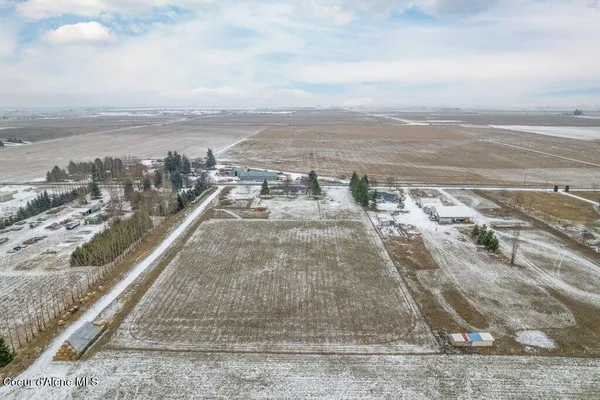 $889,000 | 10759 North Idaho Road, Post Falls, ID 83854