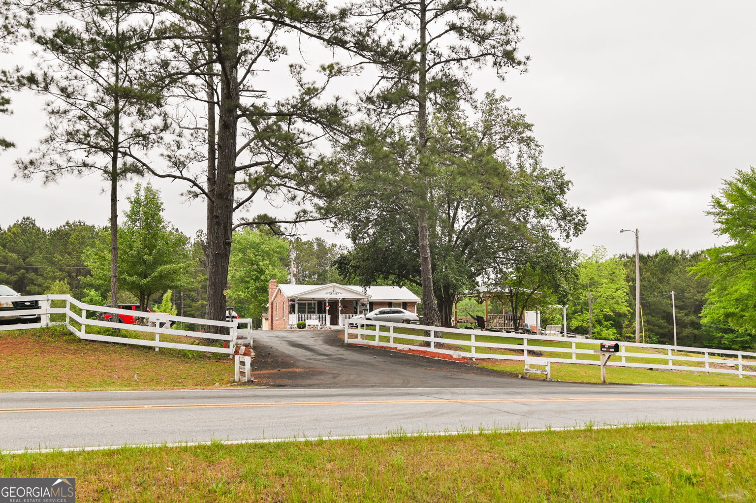 298 Millard Farmer Road Newnan, GA 30263 - Photo 40 of 43