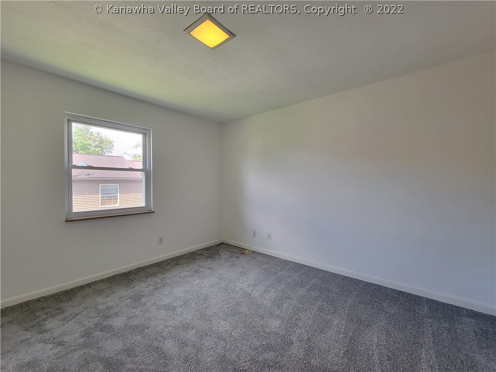 5379 Big Tyler Road, Unit 403 Charleston, WV 25313 - Photo 15 of 17 Gallery Image 15