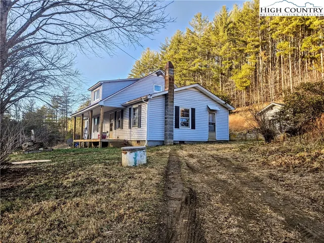 $189,900 | 1149 Parker Eller Road, Lansing, NC 28643