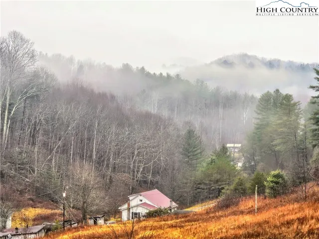 $189,900 | 1149 Parker Eller Road, Lansing, NC 28643