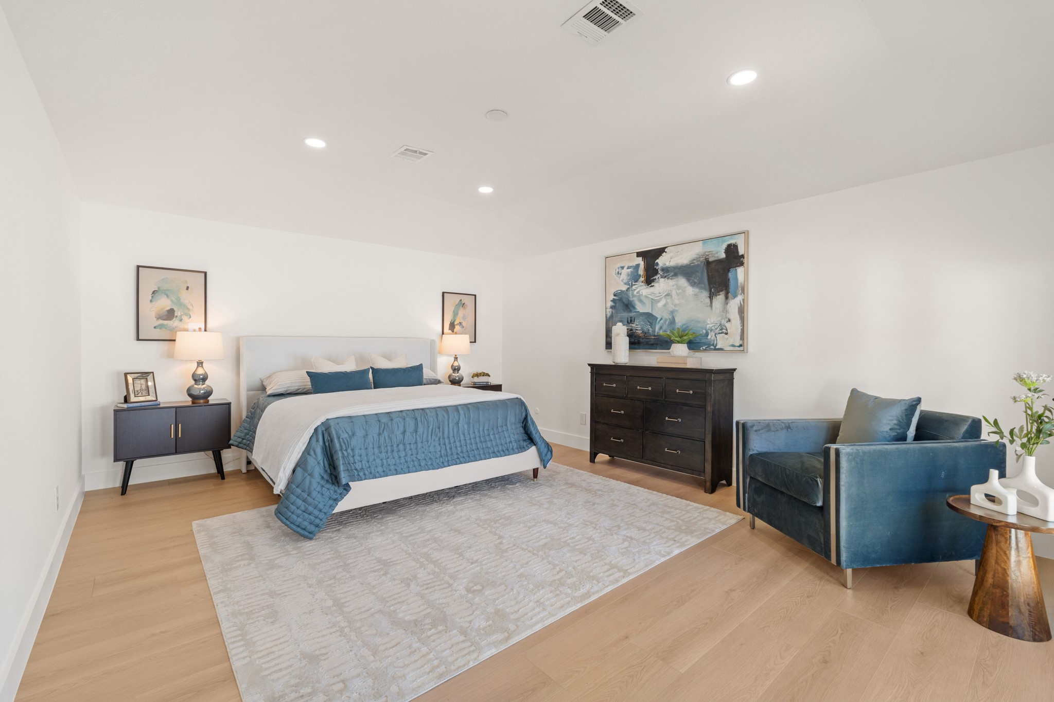 7631 Westwind Lane Houston, TX 77071 - Photo 11 of 21 a bedroom with furniture and window