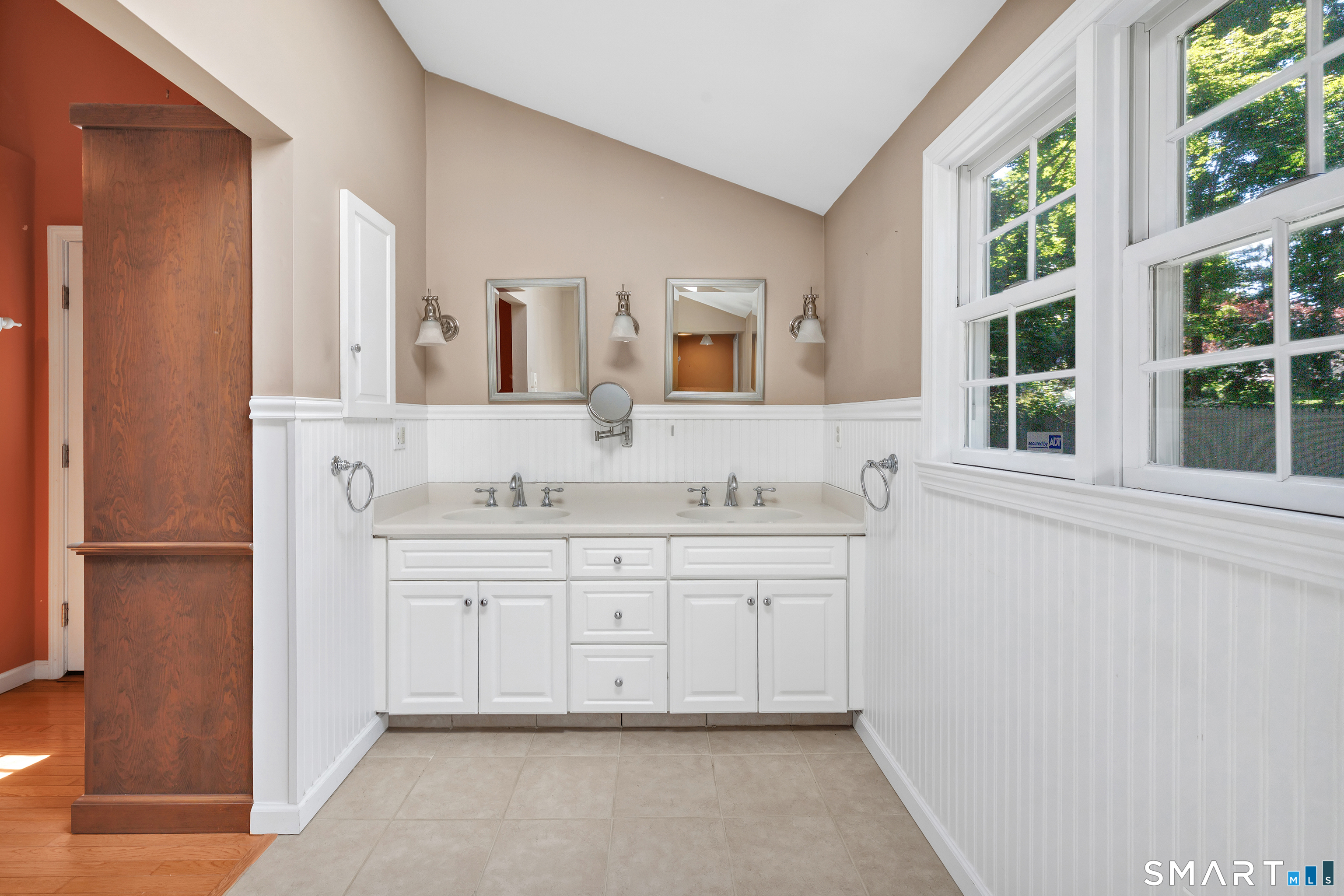 52 Mischa Hill Road Trumbull, CT 06611 - Photo 21 of 40