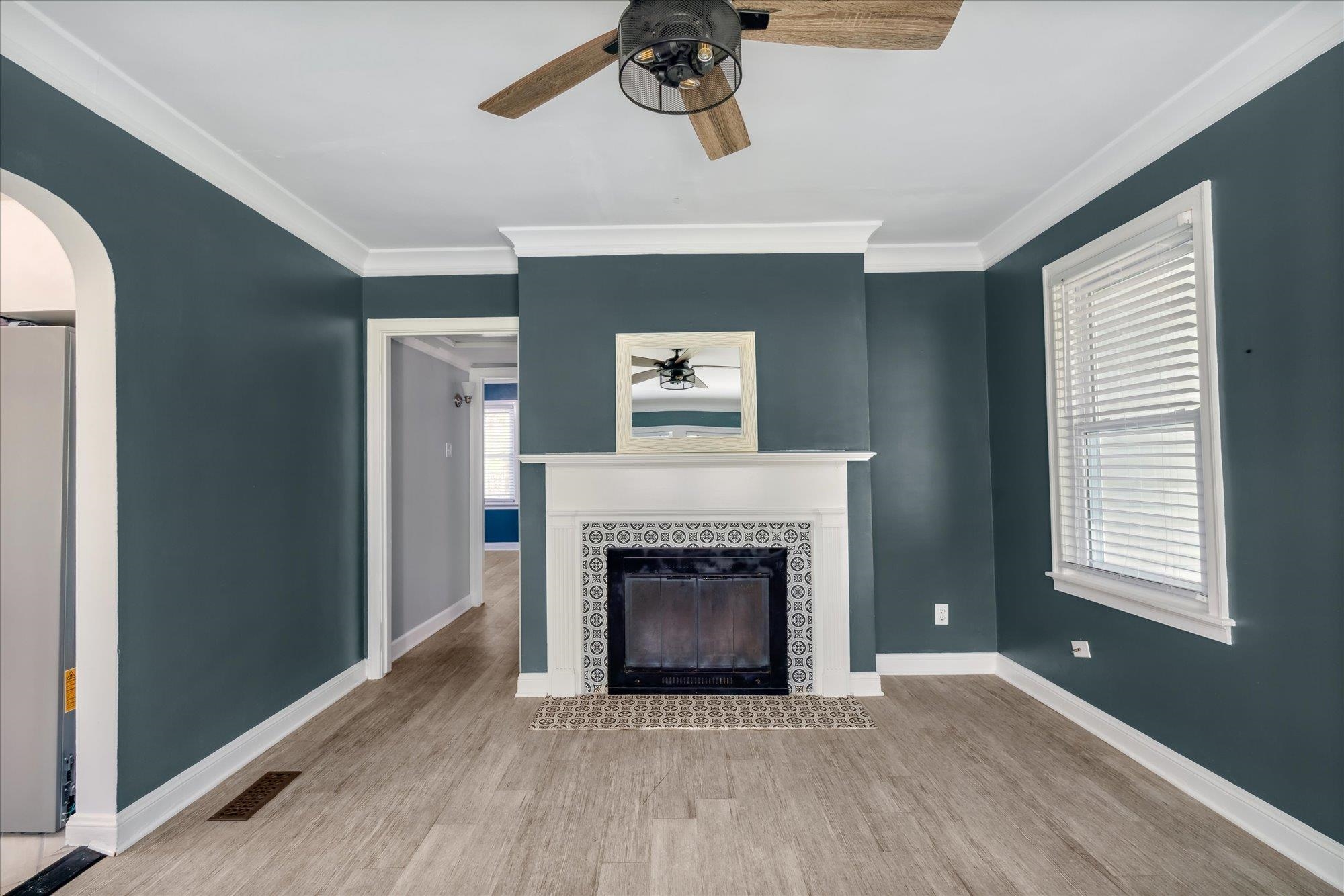 3382 Carrington Road Memphis, TN 38111 - Photo 15 of 26 A fireplace is the center of attraction.