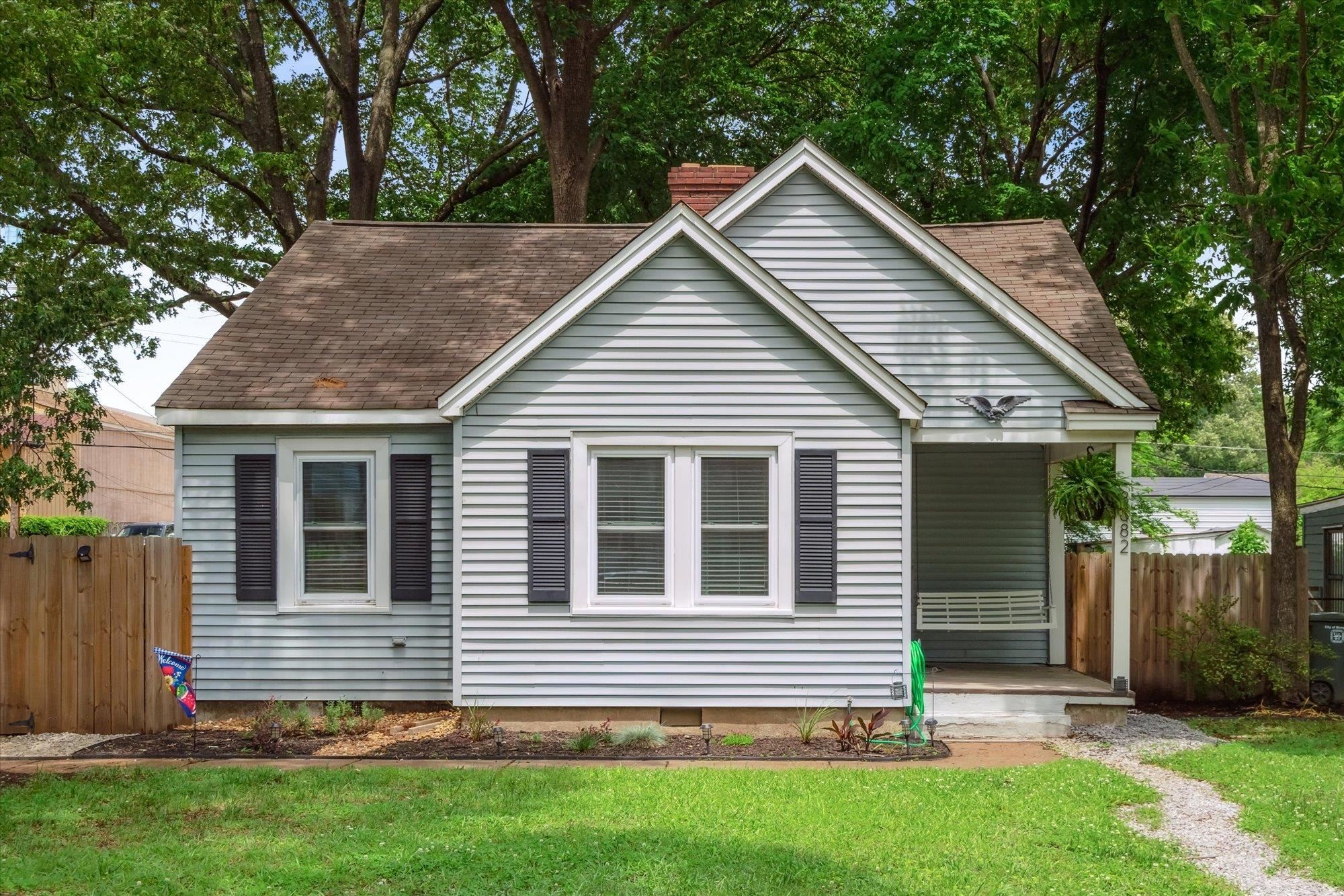3382 Carrington Road Memphis, TN 38111 - Photo 2 of 26 Newly landscaped and hardscaped!