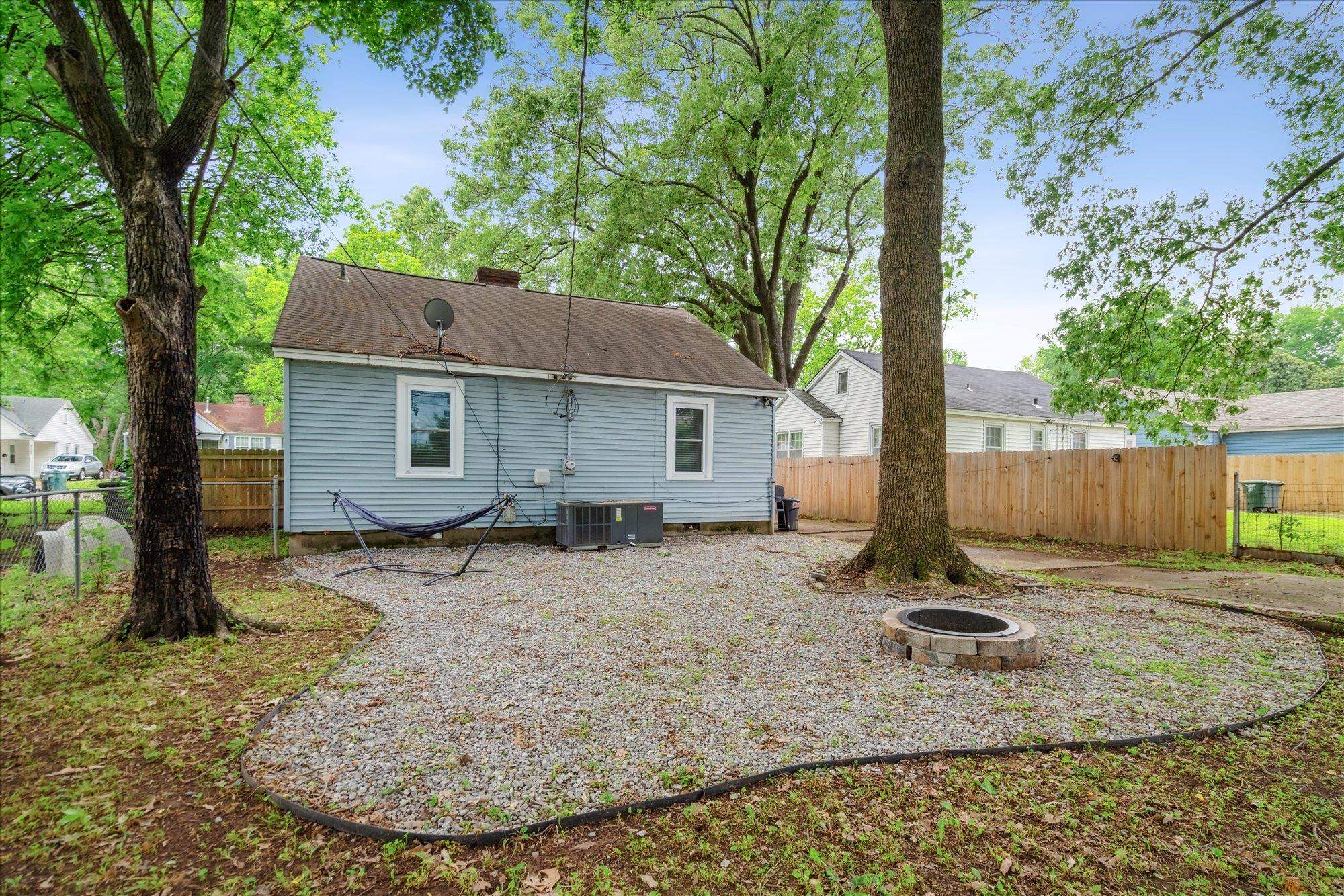 3382 Carrington Road Memphis, TN 38111 - Photo 25 of 26 Enjoy the outdoors!