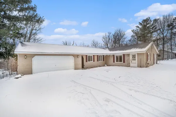 $214,900 | 1821 North Lapeer Road, Lapeer, MI 48446