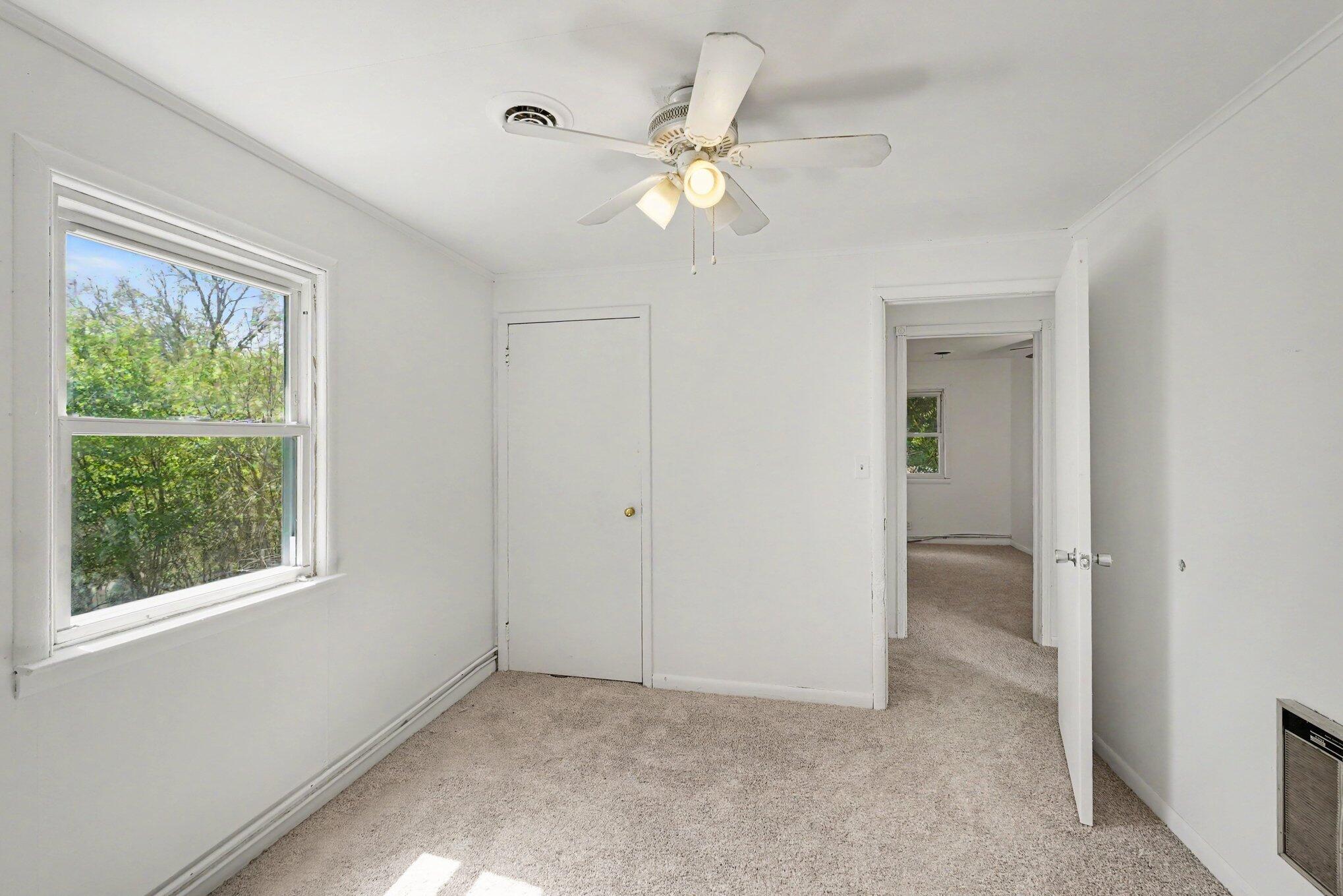 1821 North Lapeer Road Lapeer, MI 48446 - Photo 11 of 17 010_file_2093