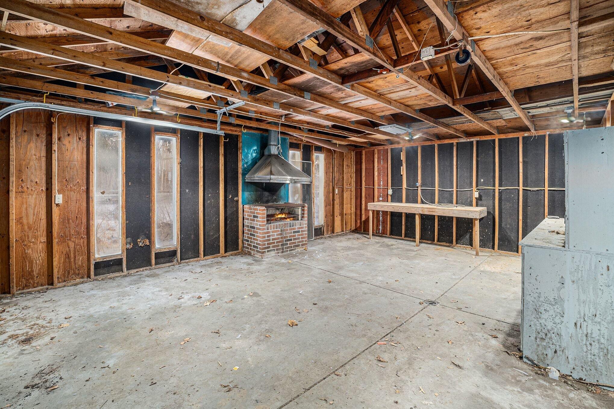 1821 North Lapeer Road Lapeer, MI 48446 - Photo 18 of 29 017_file_3203