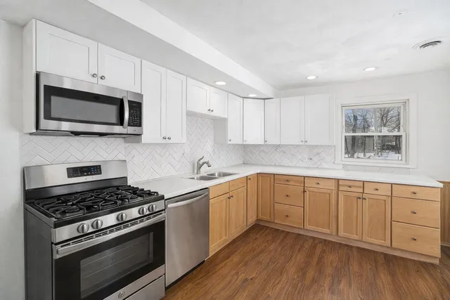 $224,900 | 1821 North Lapeer Road, Lapeer, MI 48446