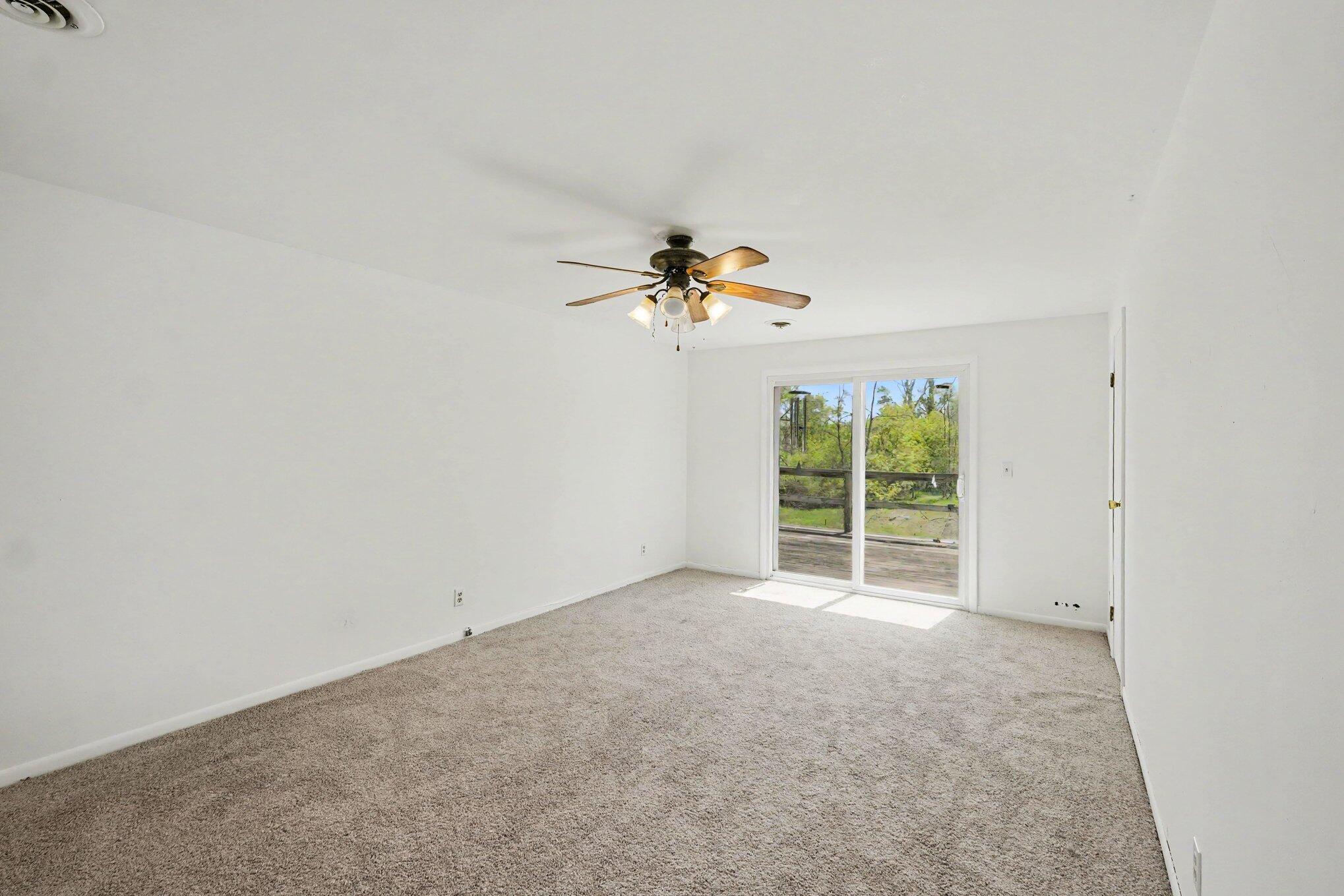 1821 North Lapeer Road Lapeer, MI 48446 - Photo 8 of 17 006_file_3225